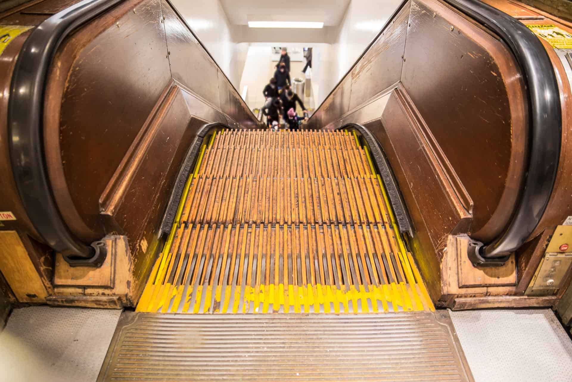 escalator en bois macys new york escalator en bois macys new york