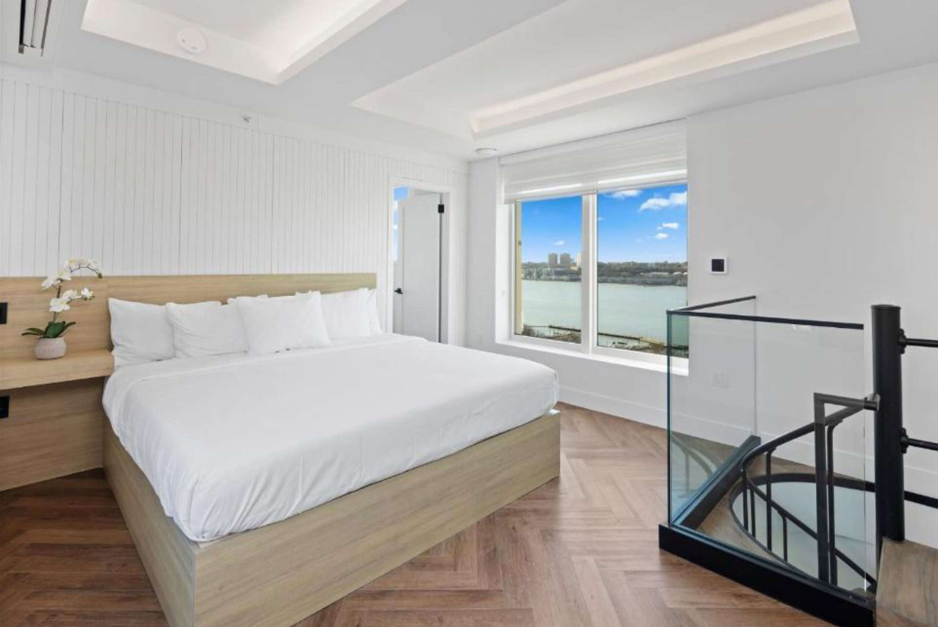 riverside tower hotel